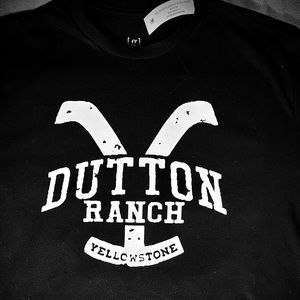 2XL NWT Yellowstone Black and White T-shirt